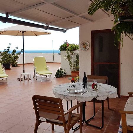 Vivelorural Atico Y Terraza En El Risco De Agaete Apartment Agaete  Luaran gambar